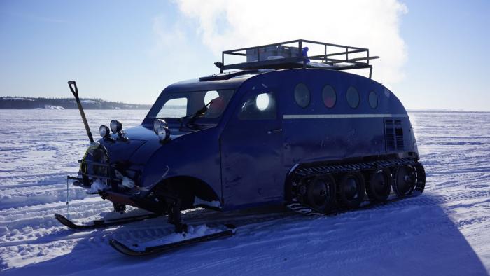 Moto-neige Bombardier 1953.